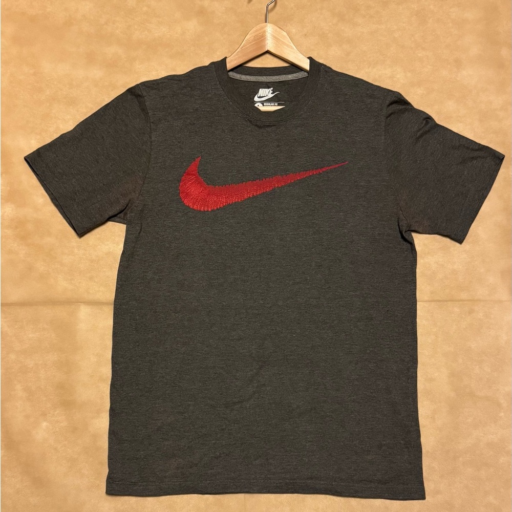 Nike Men's Gray T-Shirt with Red Logo